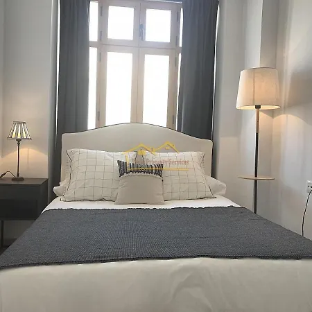 Luxury Penthouse Centre *